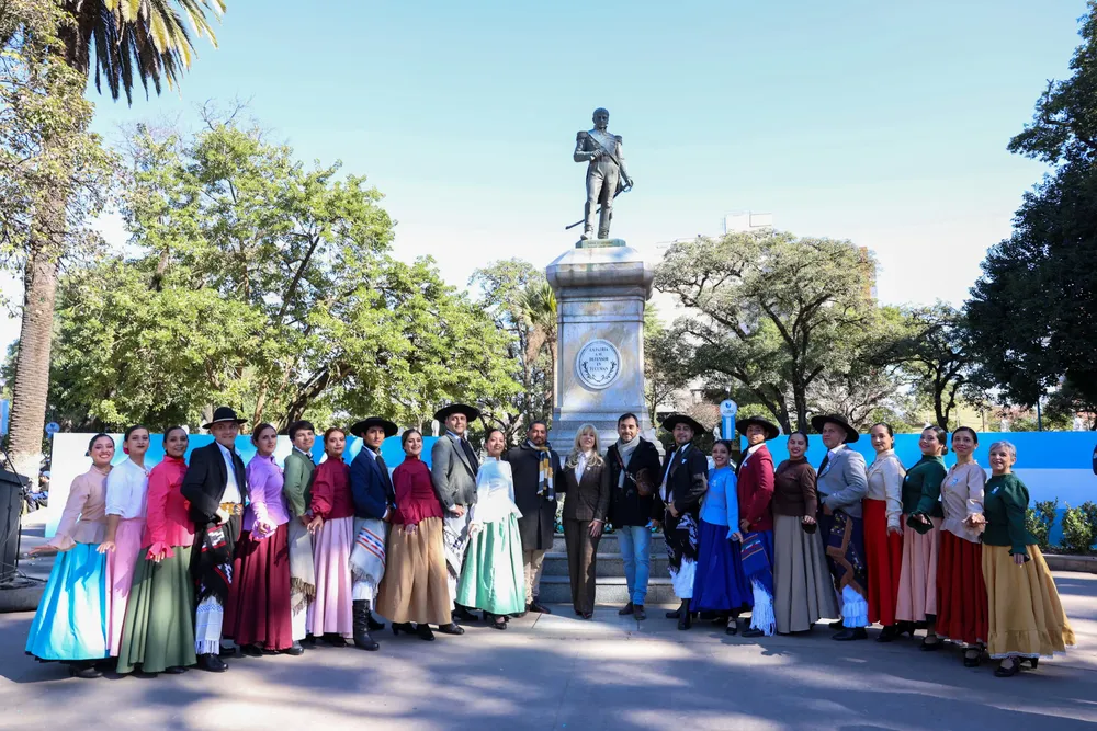 2025 web día de la bandera (3)