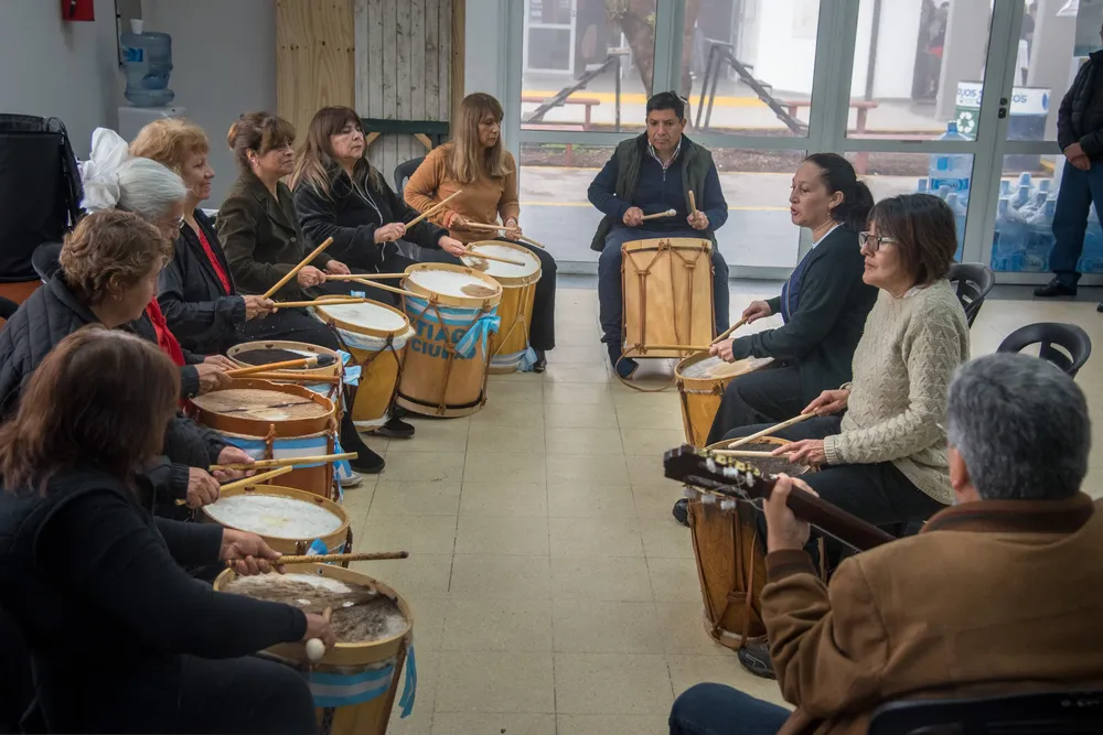 Muetra del taller de Bombo y Folclore de la Dirección de Adulto Mayor (3)