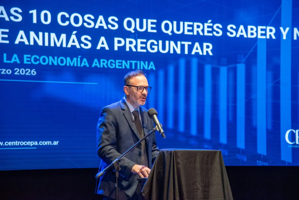 CES Charla de Hernán Letcher (3)