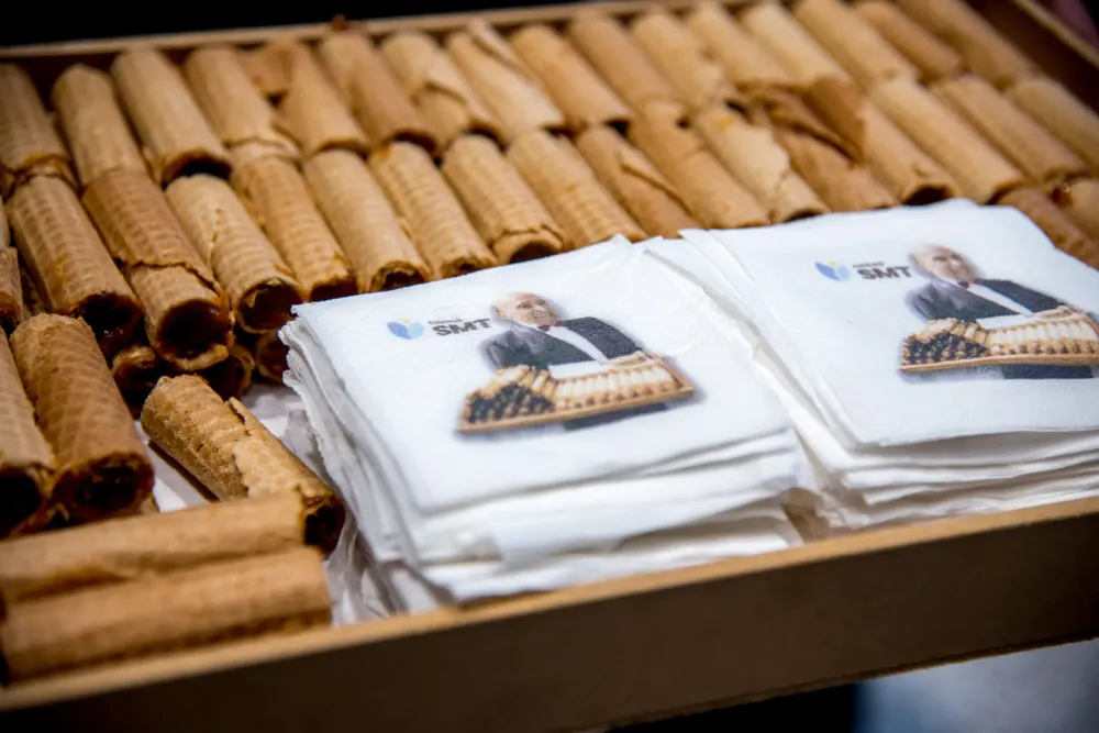 2025 homenaje a Don Rojas vendedor de cubanitos (4)