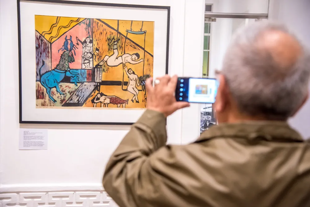 Muestra Desde la otra orilla