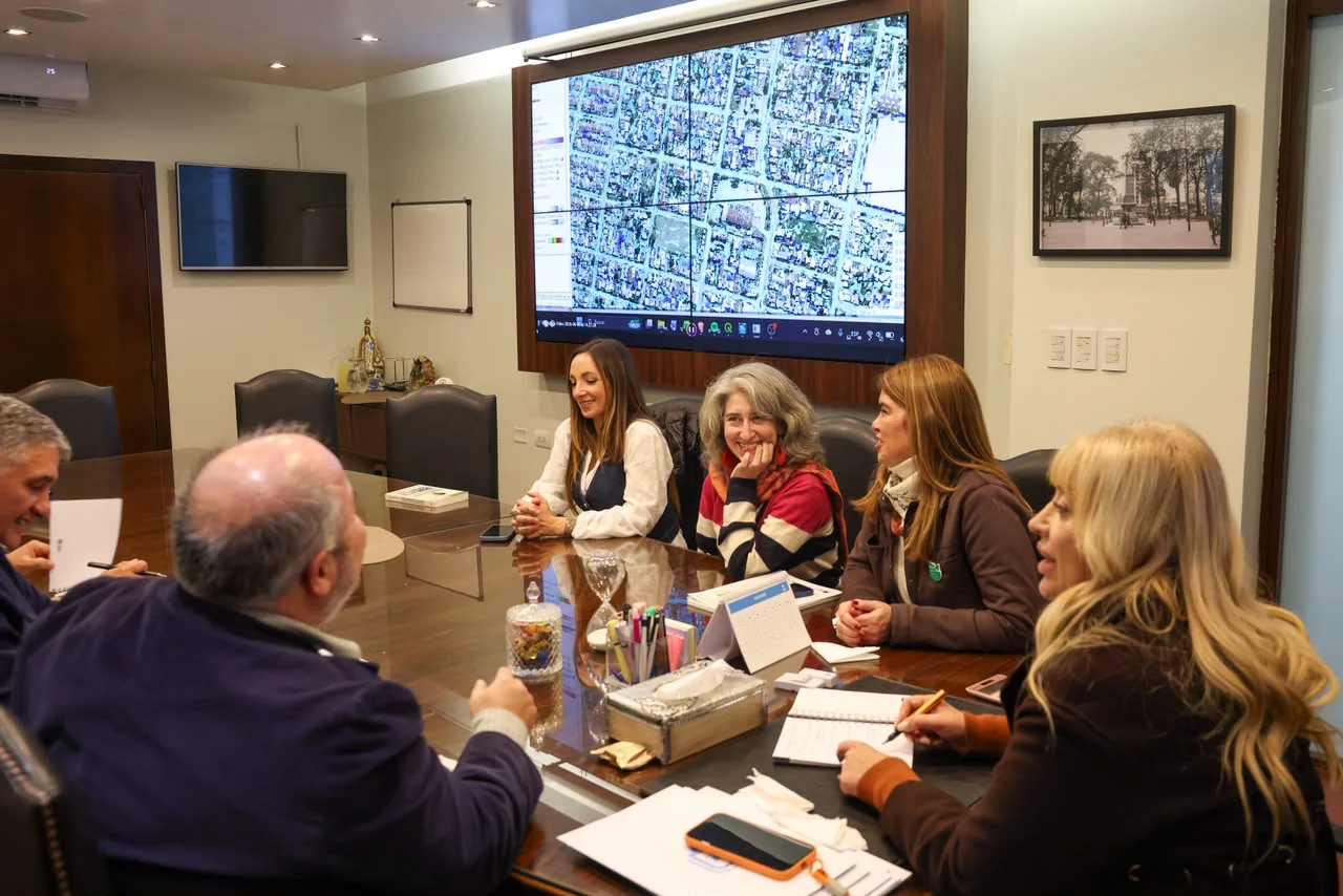 Reunión con expertos para definir acciones frente al cambio climático (3)