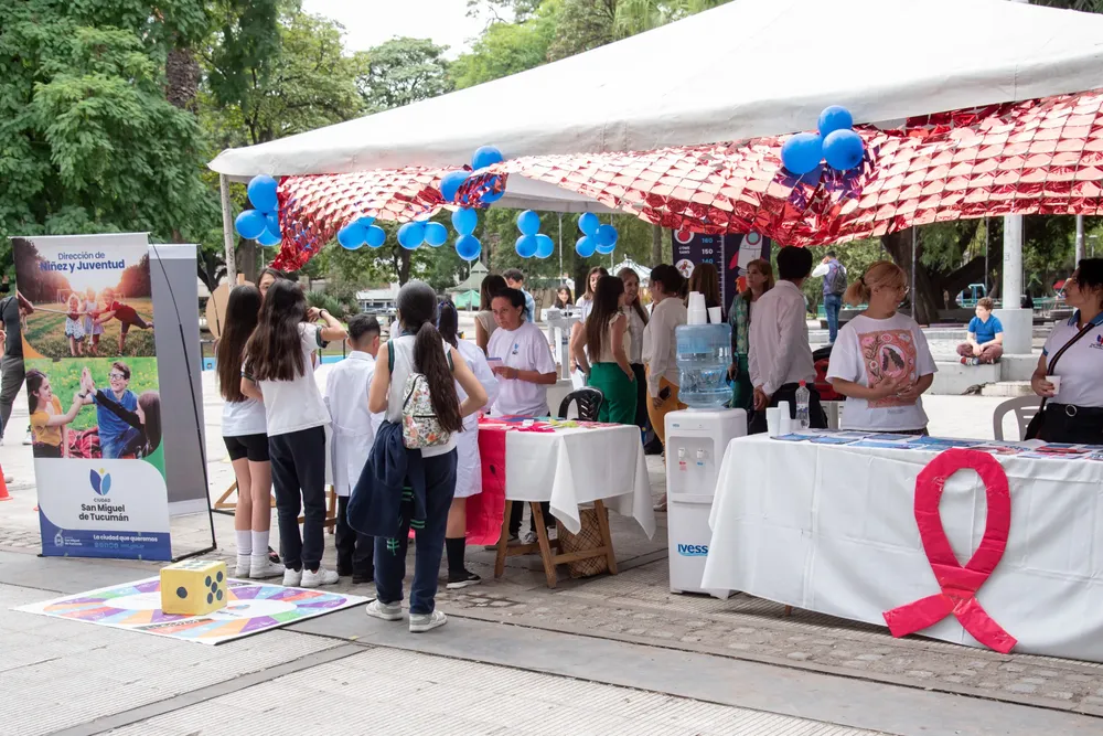 Jornada prevención y testeo vih sida plaza urquiza 2