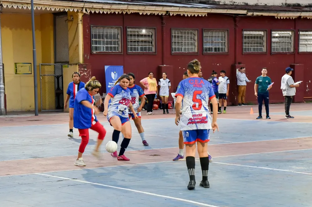 Hockey femenino en el LedesmaWhatsApp Image 2024-03-05 at 10.45.44