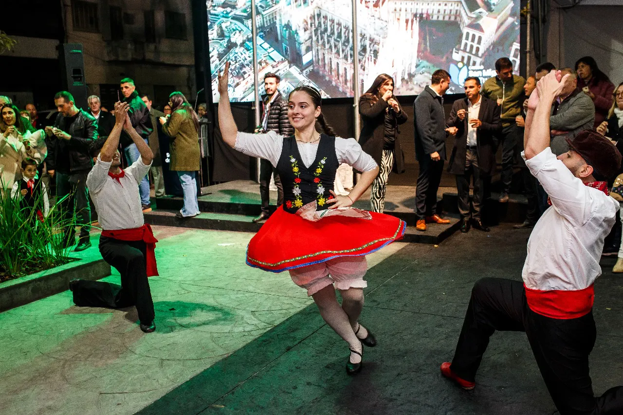 inauguración paseo italia 8