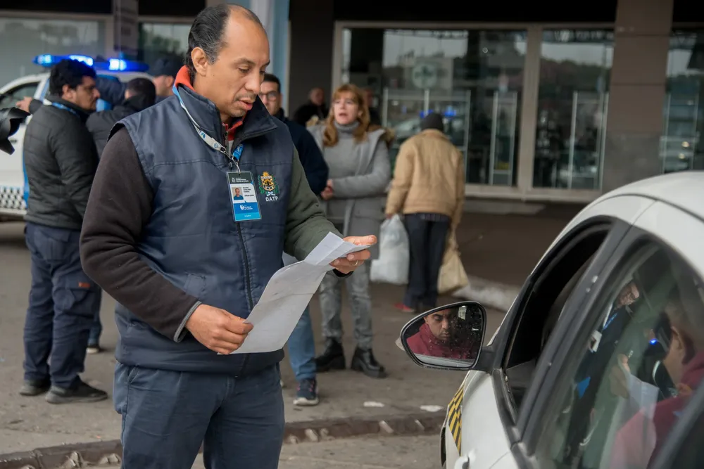 Operativo de control de taxímetros y secuestro a infractores (2)