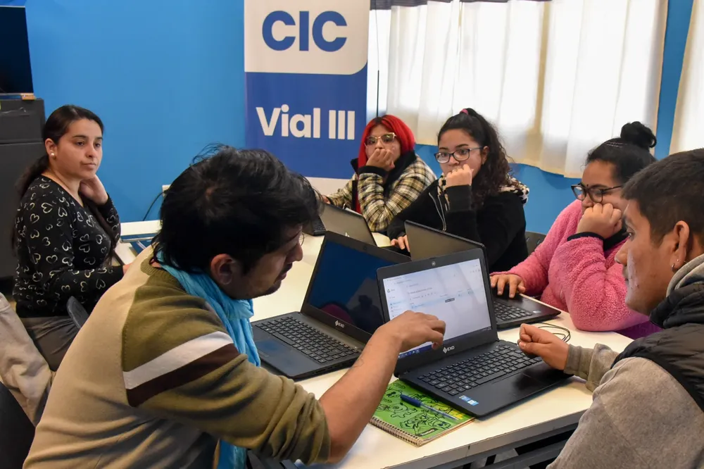 taller computación cic vial III 4