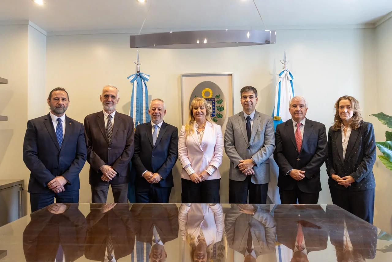 Rossana Chahla recibió a las autoridades de ADEPA (2)