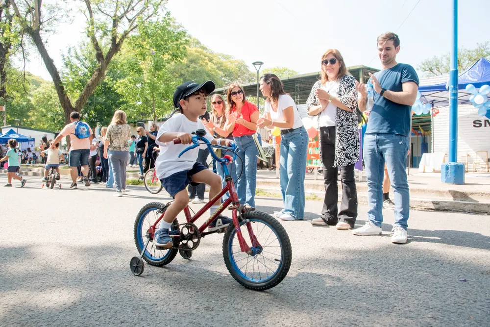 WhatsApp Image 2025-11-15 at 12.21.07 (1)