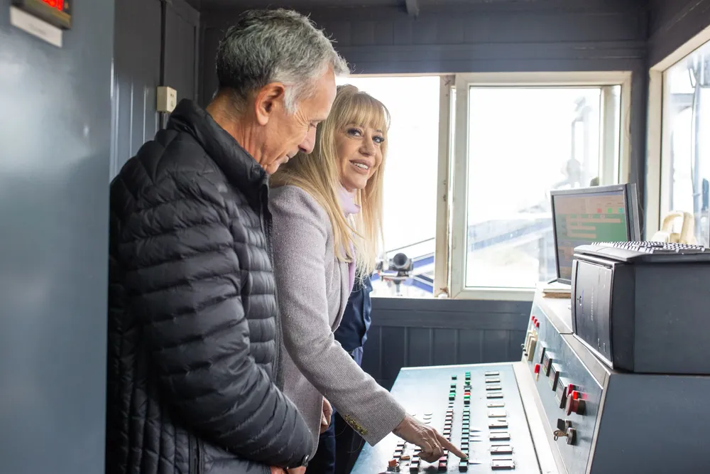 ea2028fc-1068-4c6b-9d39-76e95ef7a8d1