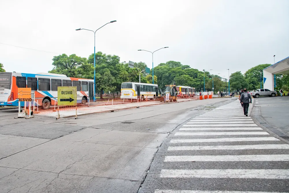 obras remodelación acceso terminal 4