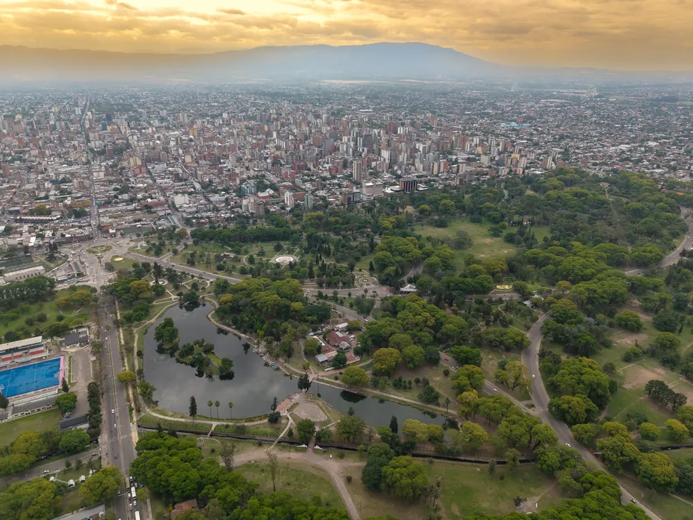 2026 foto aérea ciudad SMT parque 9 de julio