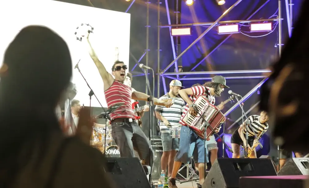 teatro La Banda del Río Salí 1