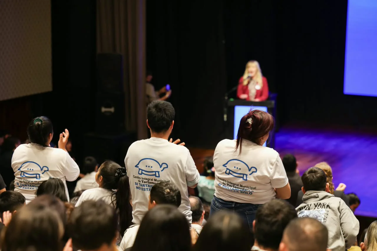 Chahla encabezó la jornada de concientización por el Día Mundial de toma de Conciencia sobre la Tartamudez (3)