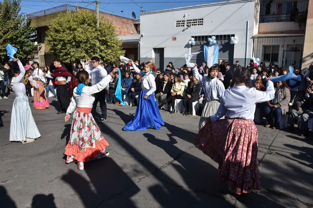acto 25 de mayo escuelas municipales 5