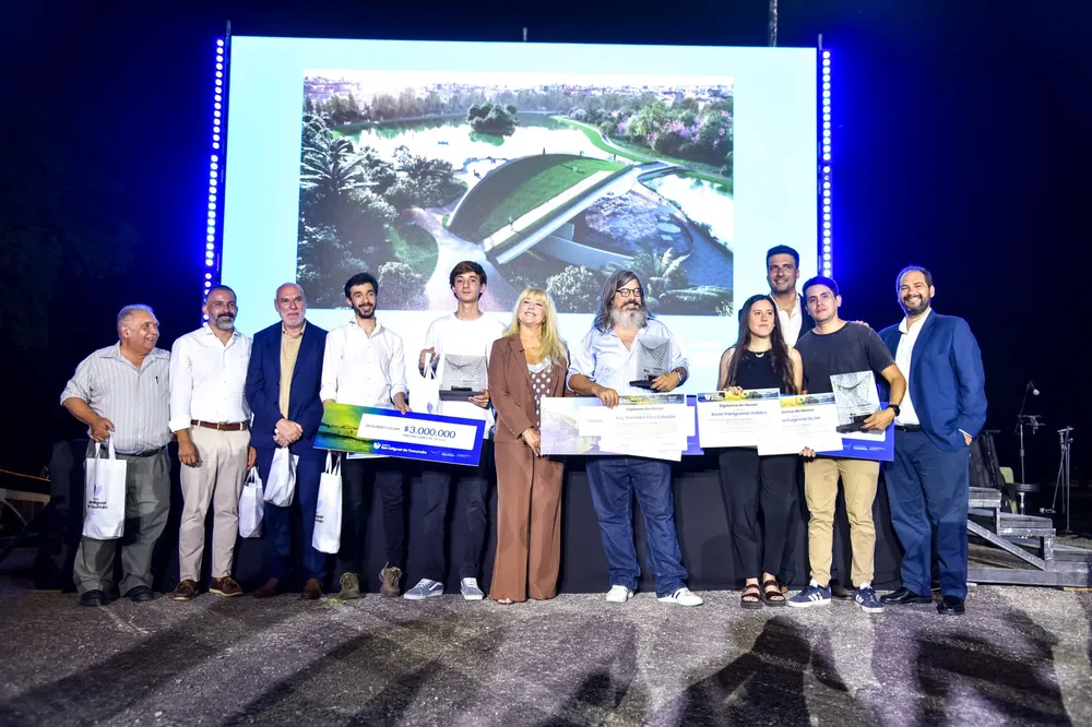 WhatsApp Image 2025-12-19 at 09.17.32c