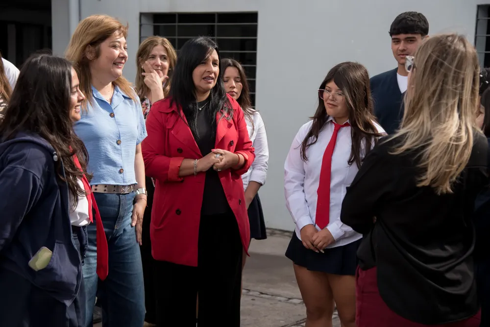 2025 escuela alfonsina storni viaje a mar del plata olimpiadas  (3)