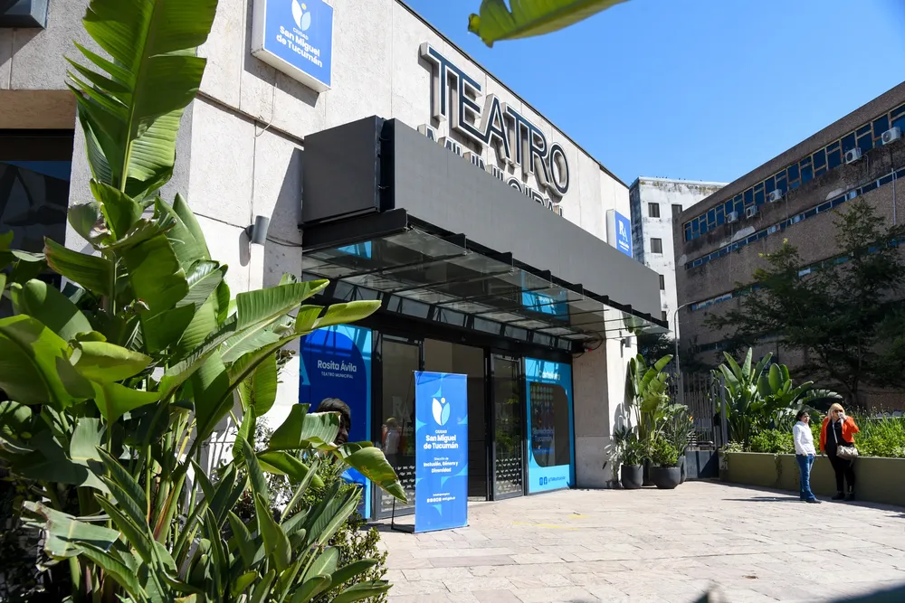 2025 agosto  teatro municipal rosita ávila