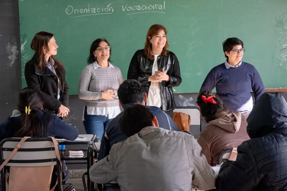 taller niñez y juventud en costanera 3