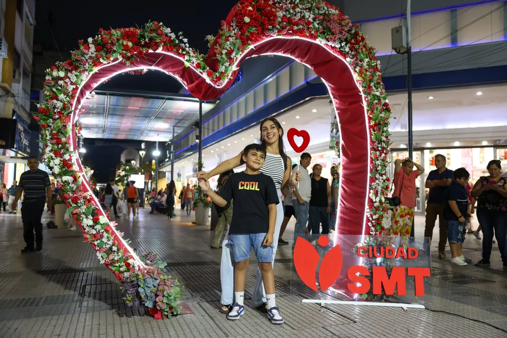 2025 punto fotográfico san valentin día de los enamorados 2