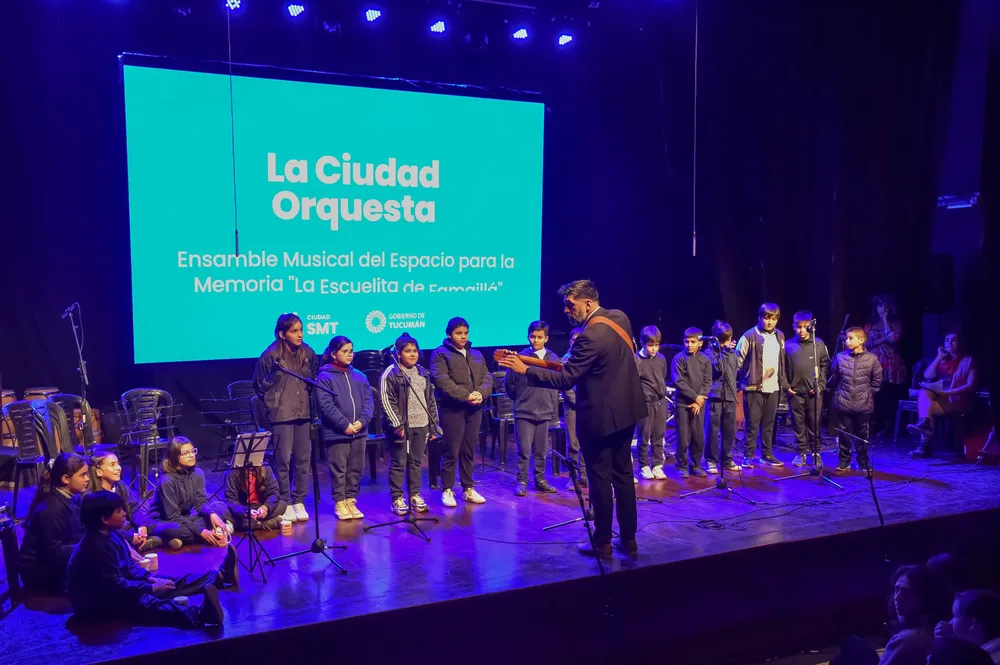 encuentro de coros y orquestas teatro rosita ávila 3