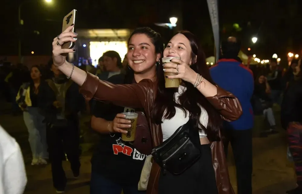 multimedia.normal.b529074c81eba7d1.ZmVyaWFzIGFnZW5kYSBmaW5kZSAxX25vcm1hbC53ZWJw