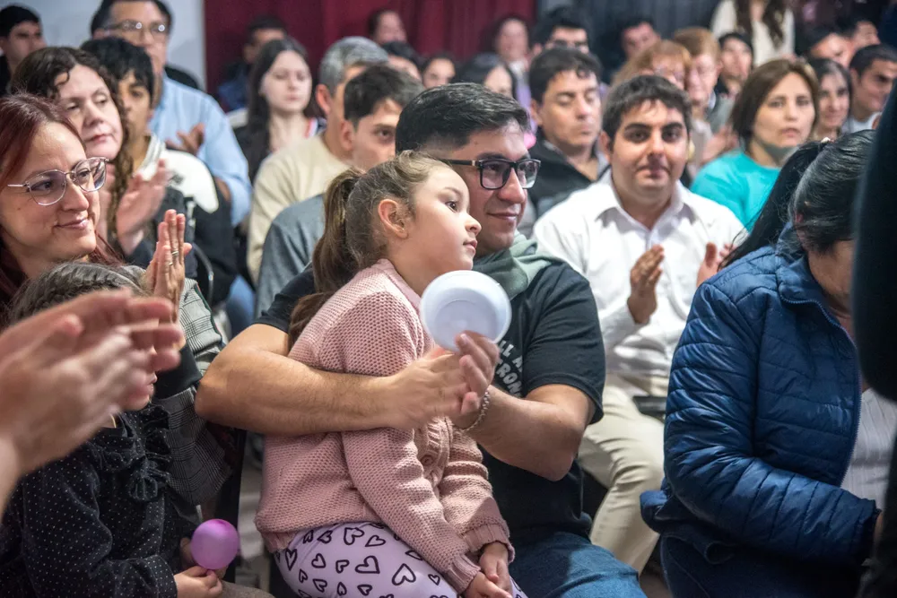 Certificados a alumnos que se capacitaron en oficios en el marco del programa Proyecta