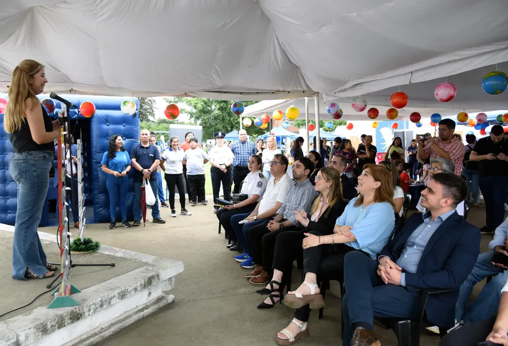 Lanzamiento campaña Más luces menos ruido cim cea 2024 3