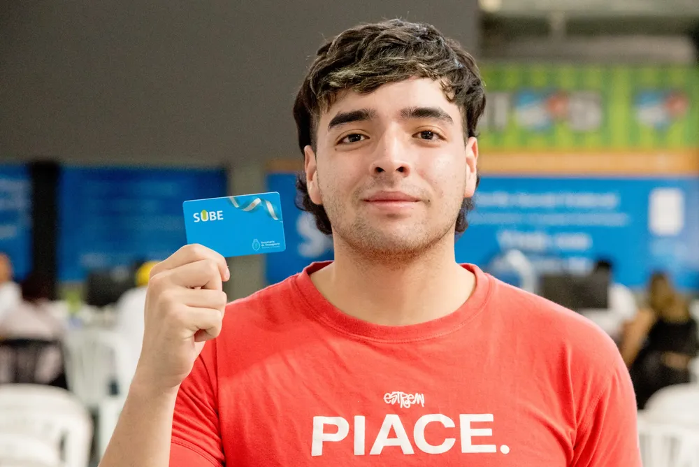 WhatsApp Image 2025-11-13 at 13.21.33 (2)