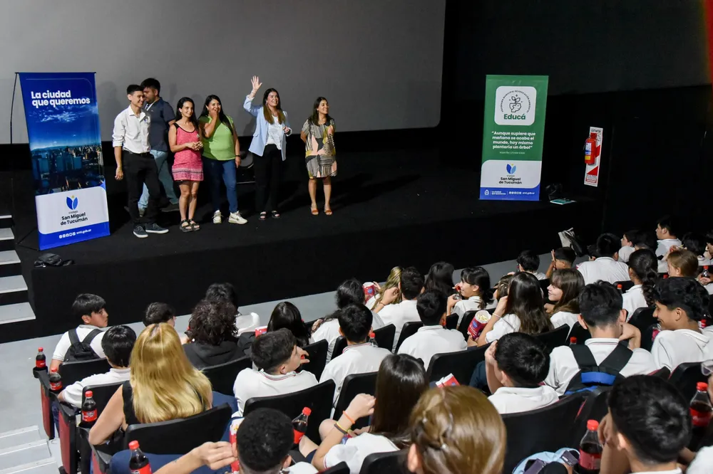 Cine Ambiental con escuelas municipales 2