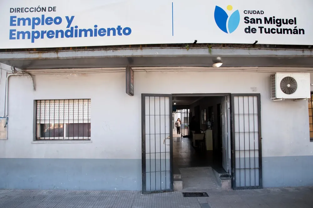 2025 fachada dirección de empleo