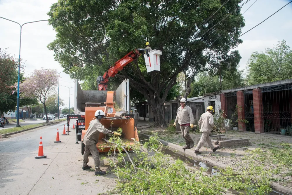 2026 operativo bacheo poda y limpieza Villa 9 de Julio (2)