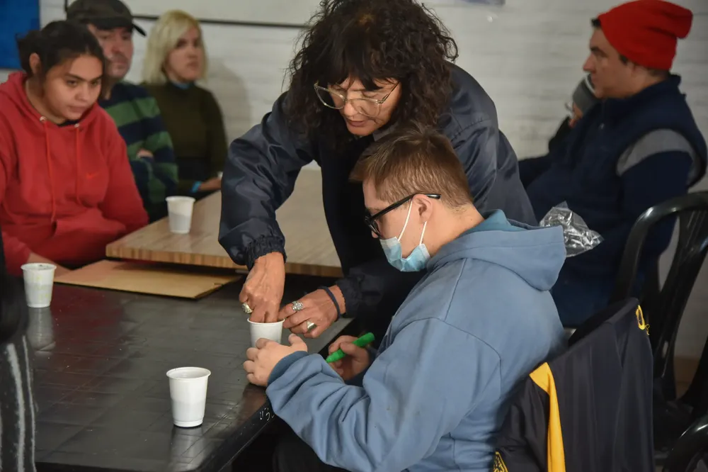 Taller de huerta adaptada promover 12