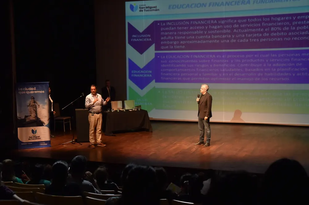 Capacitación Financiera a emprendedores WhatsApp Image 2024-04-18 at 13.43.50