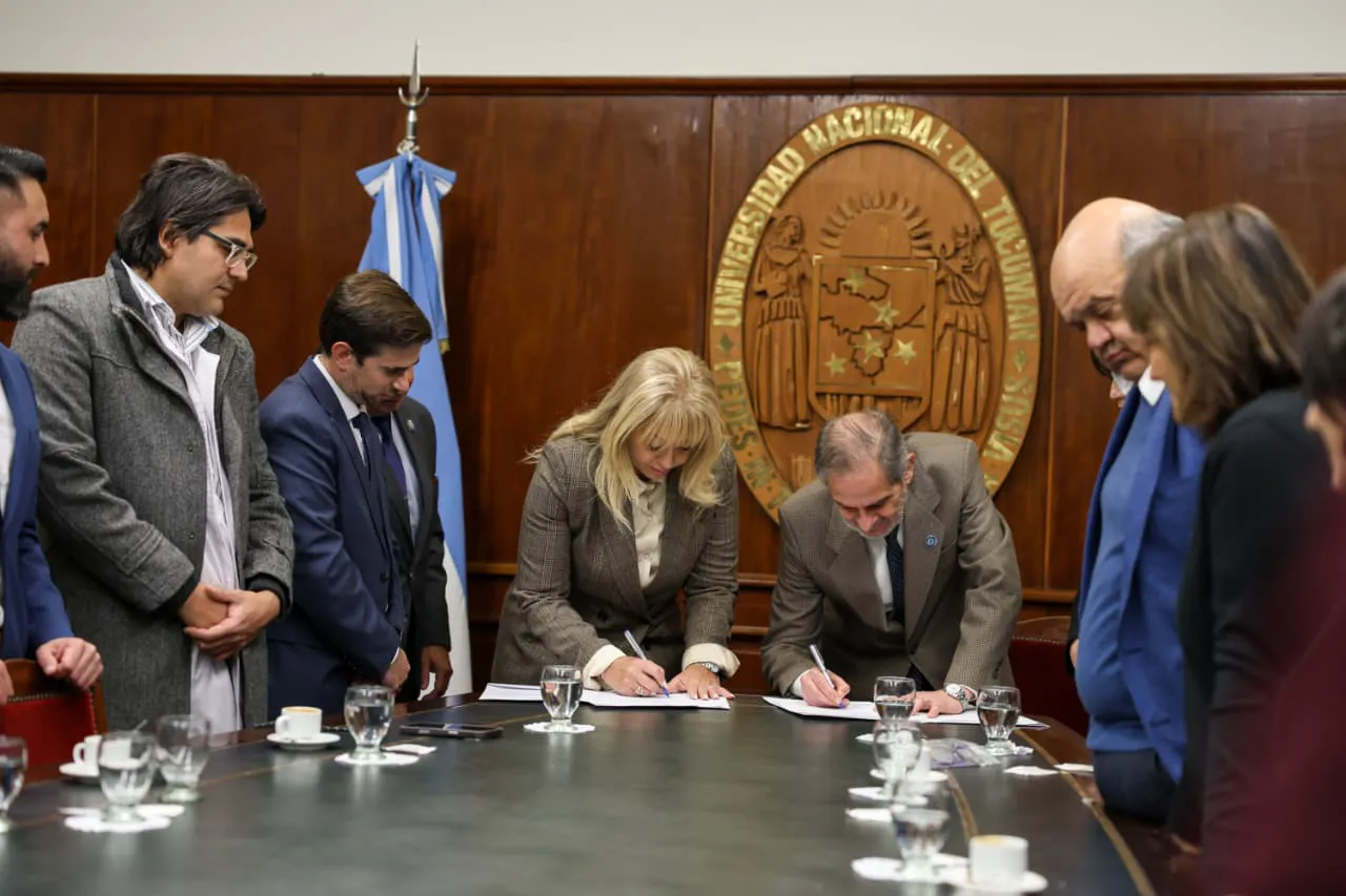 2025 convenio con UNT (3)