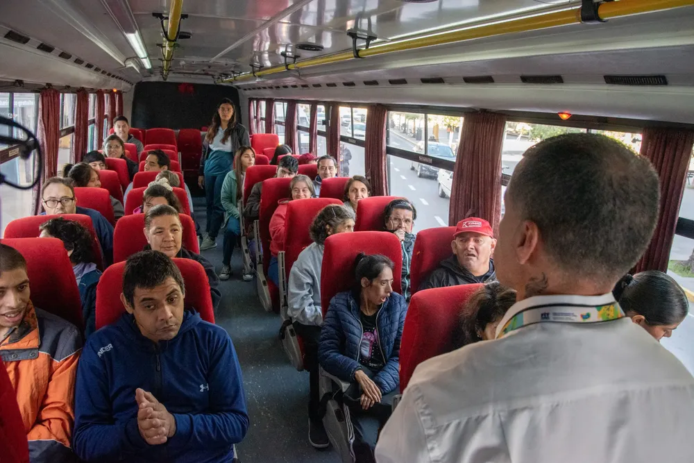 2025 bus turístico educativo lanzamiento (2)