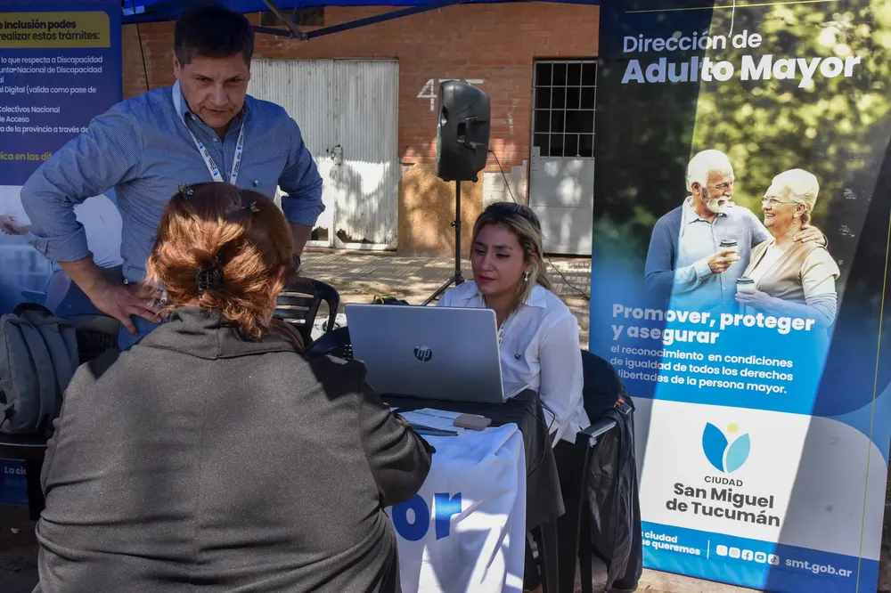somos más en territorio smt san cayetano 5 adultos mayores