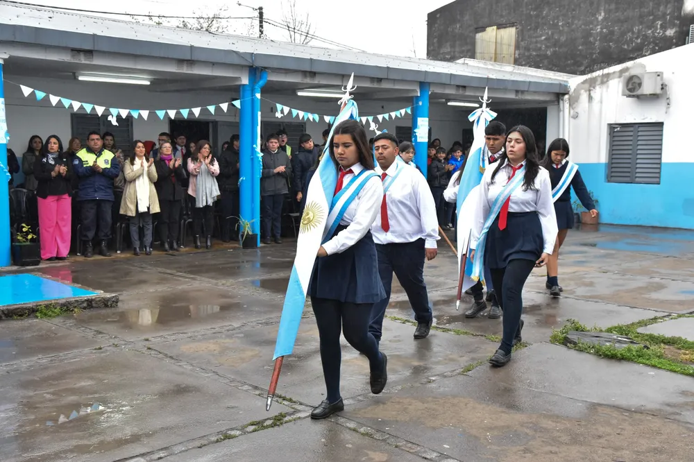 acto san martin escuelas municipales 2