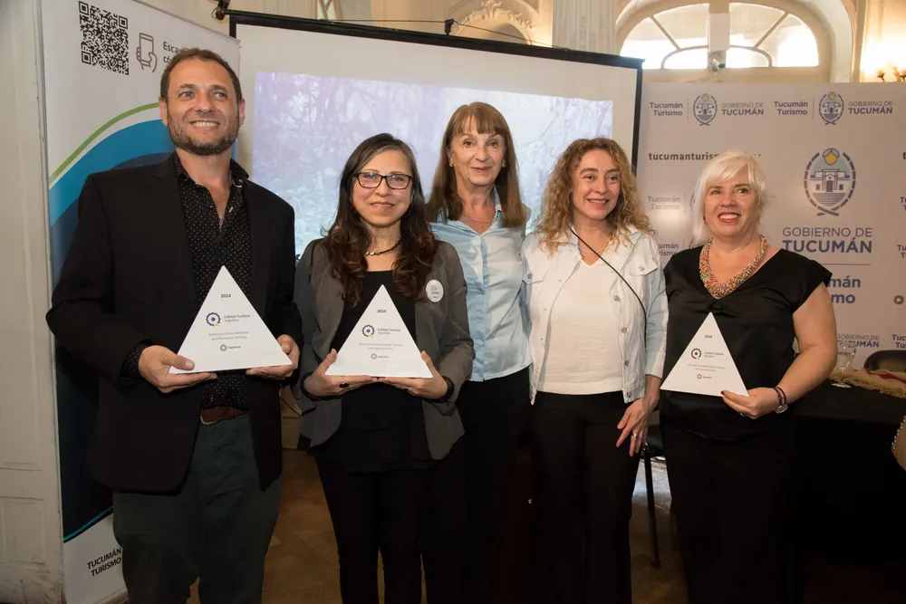 WhatsApp Image 2025-10-21 at 12.53.07 (2)