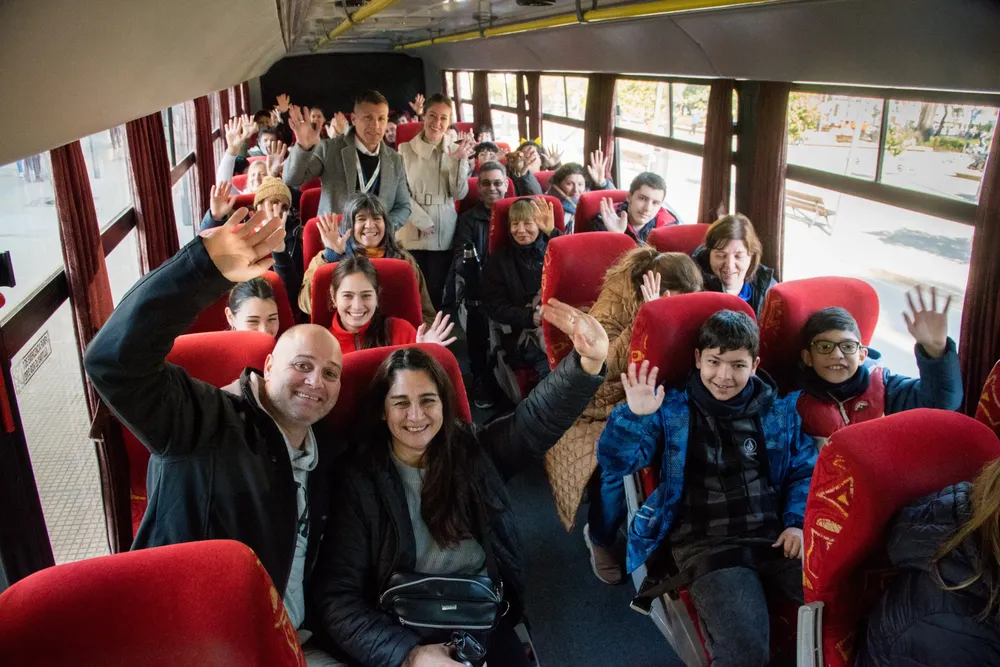 parada refugio bus turístico 6