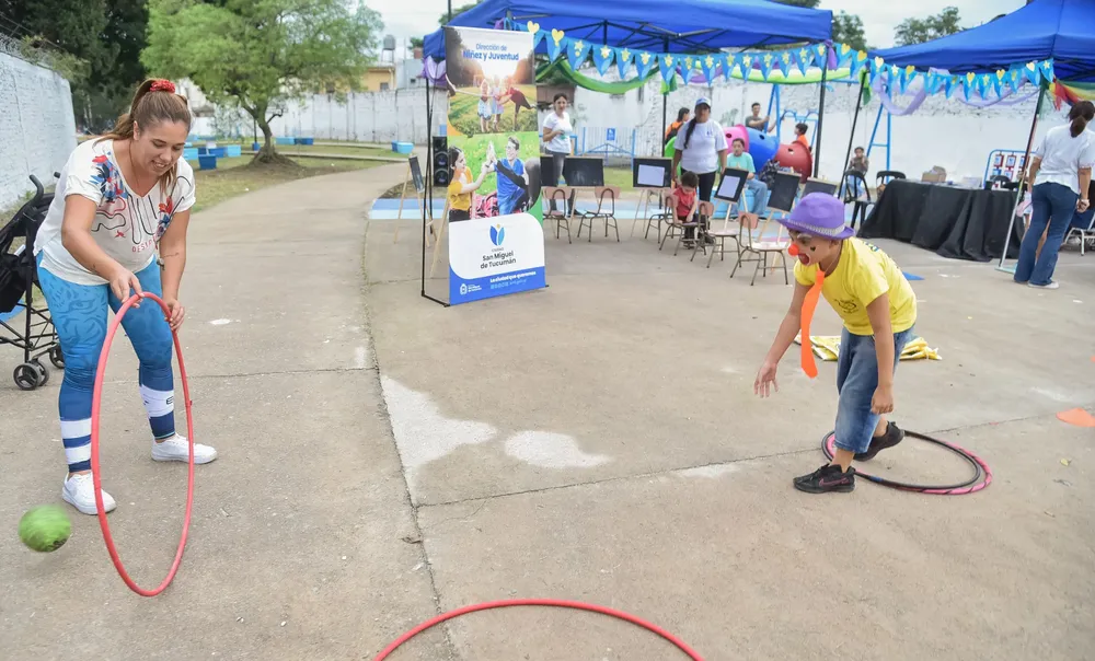 Mes Azul en Plaza Sensorial 06 abrilWhatsApp Image 2024-04-06 at 21.21.51 (2)