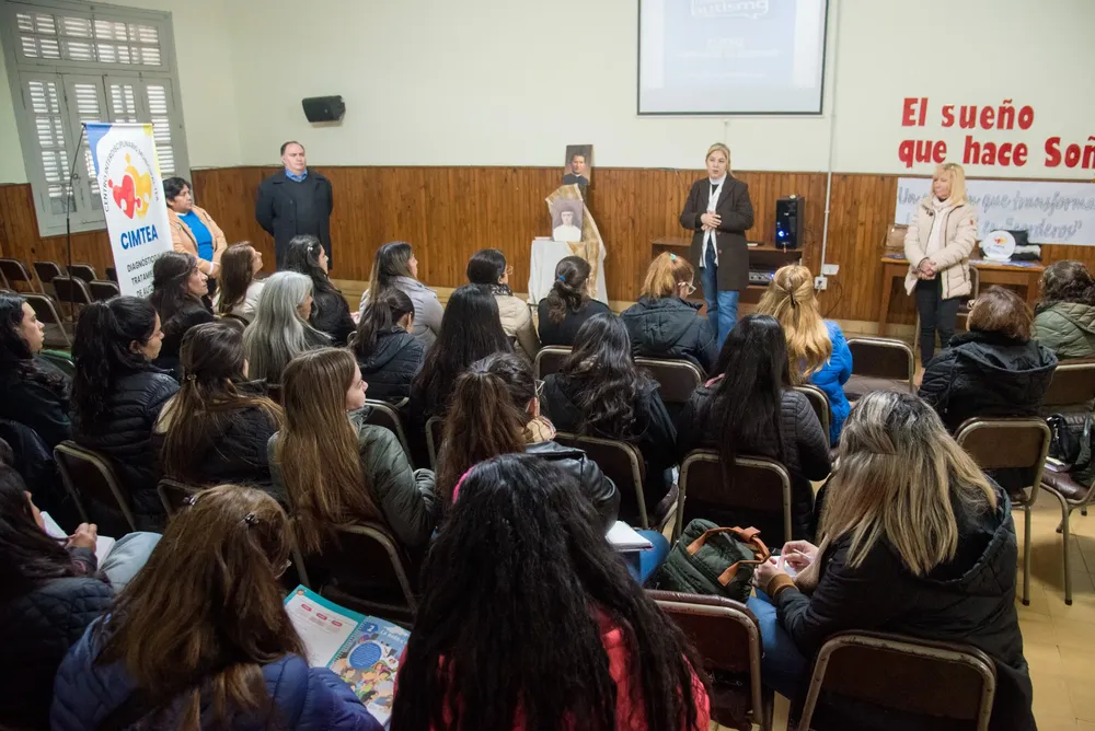 Charla CIM TEA en colegio Maria Auxiliadora 2