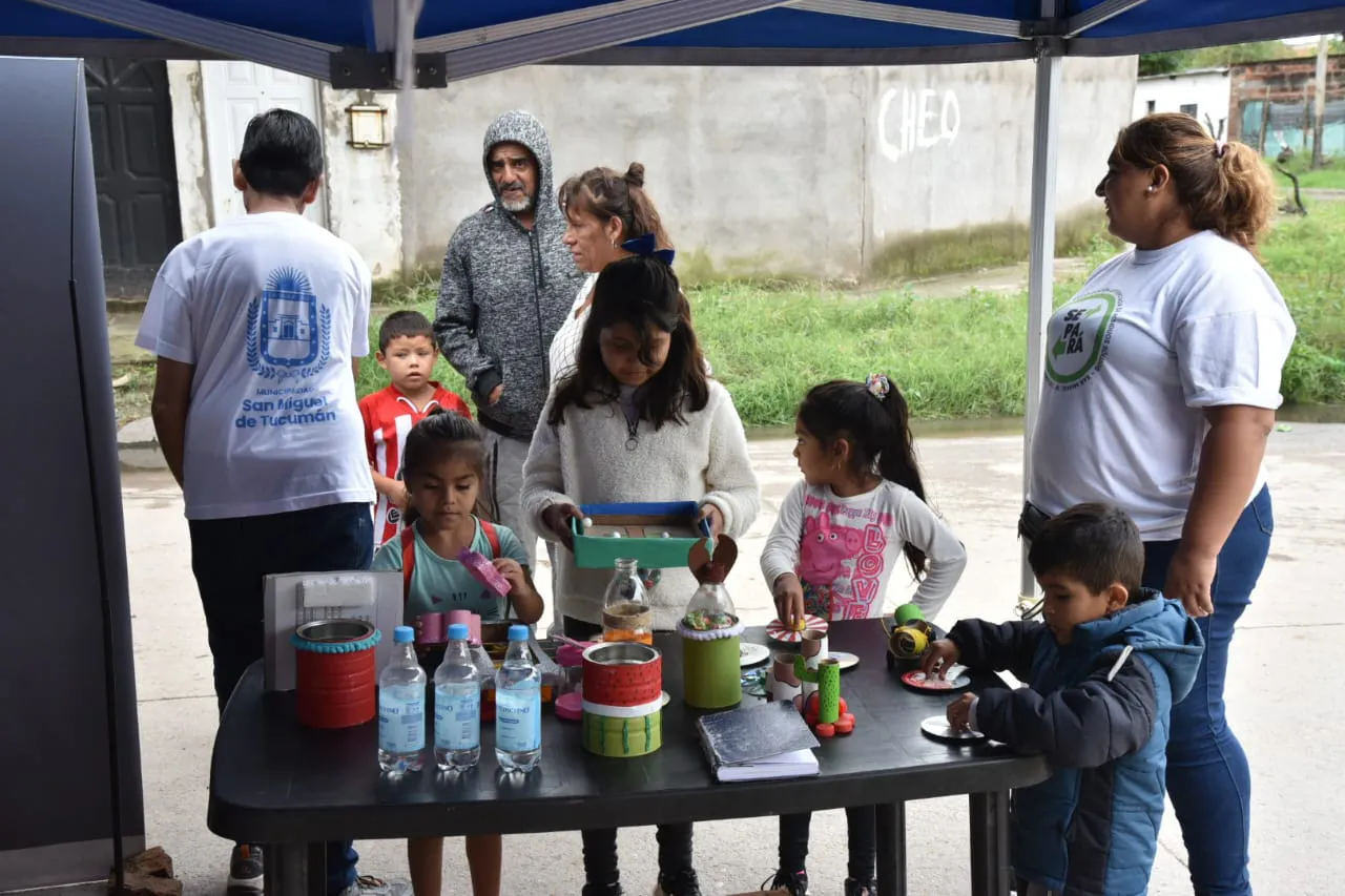 Barrio Elena White Día 1WhatsApp Image 2024-03-21 at 13.36.26 (1)