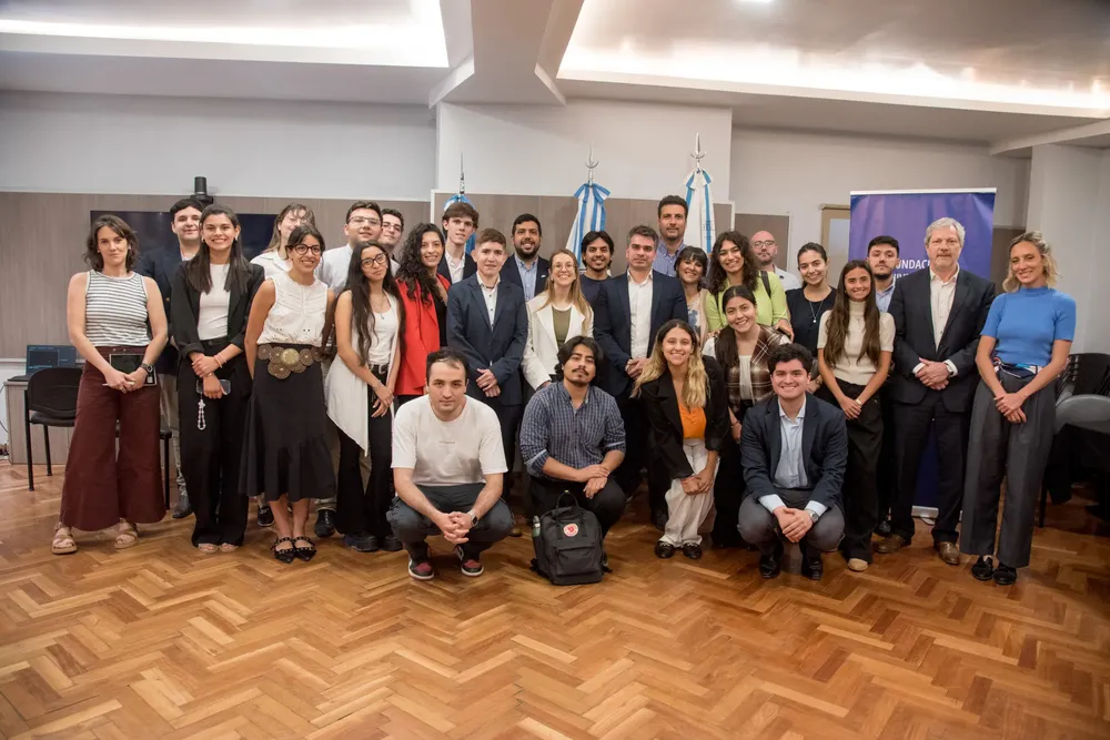 WhatsApp Image 2025-10-03 at 17.40.06 (2)