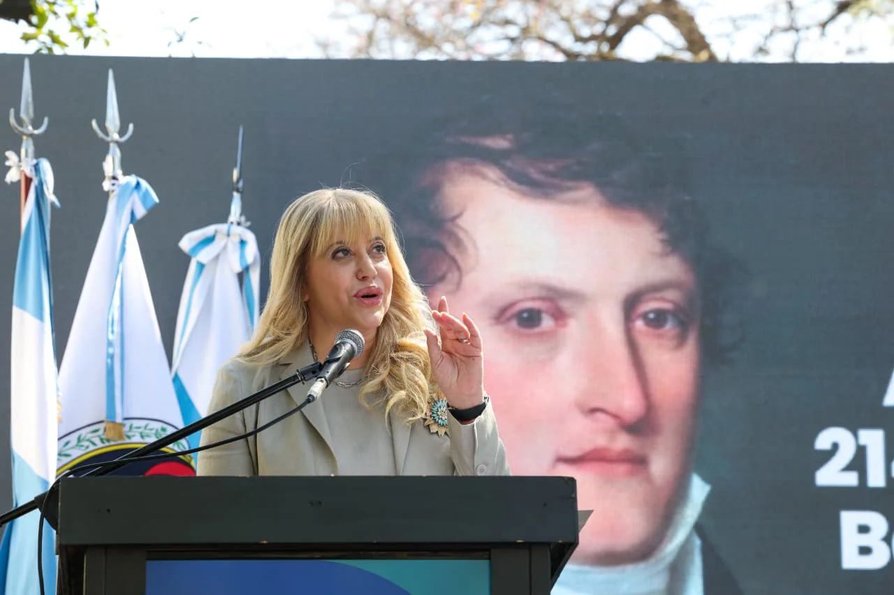 Rossana Chahla encabezó el acto por el 214° aniversario de la Batalla de Tucumán