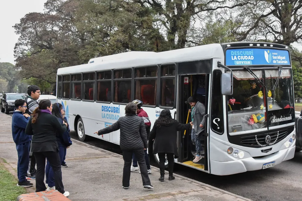 Bus educativo turístico escuela INPEA 2