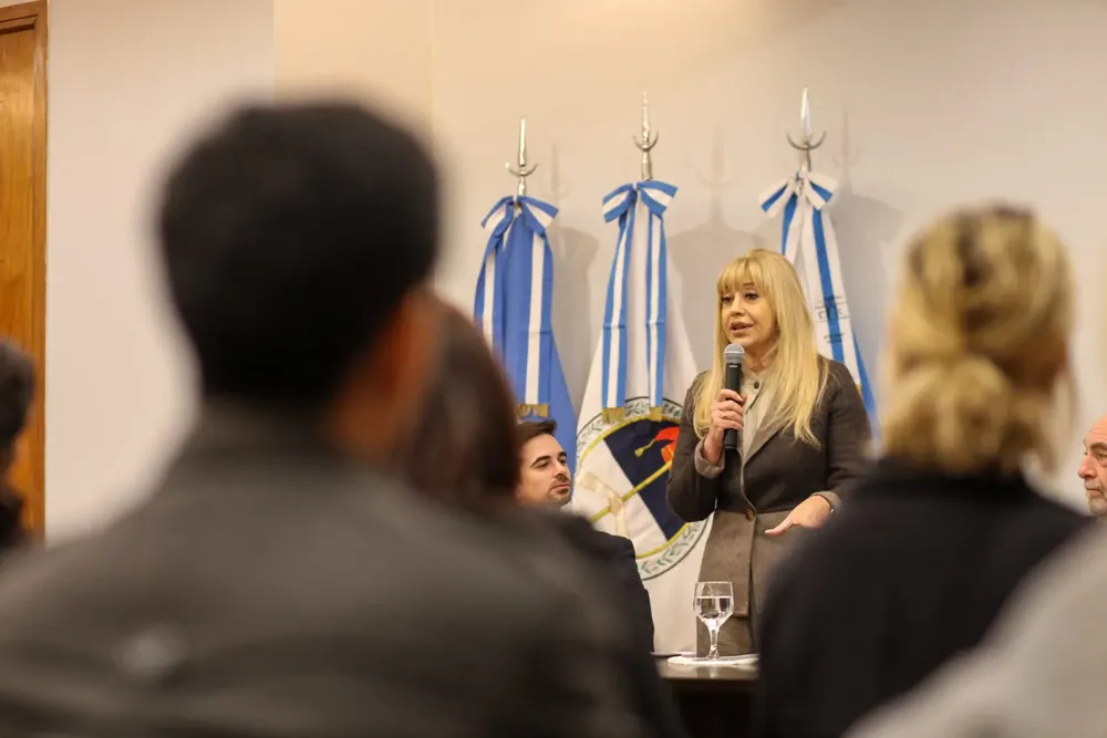 a57482fc-74c8-4d57-ae47-32c902e8bb89