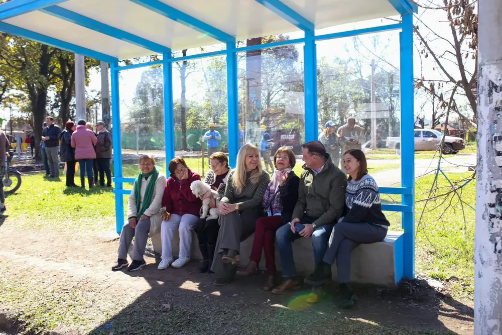 inauguración boulevard barrio San Martín 1 intendenta con vecinos 2