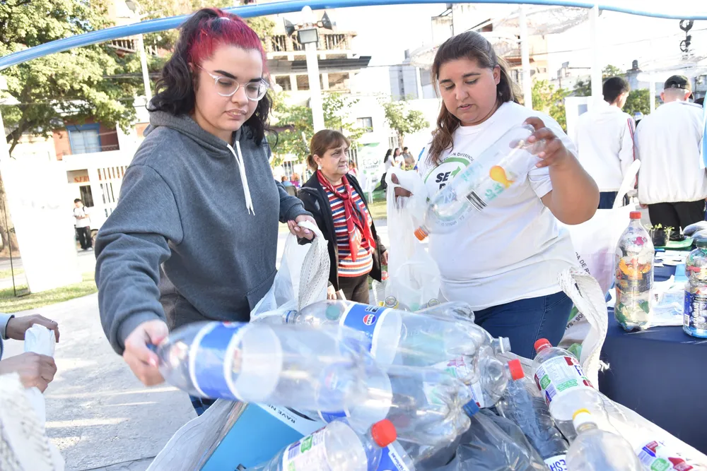 eco canje ambiente plaza libertad 2