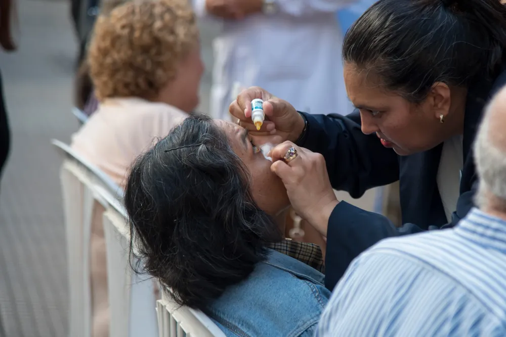 2026 campaña salud glaucoma peatonales saludables (2)